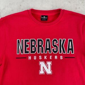 Nebraska Cornhuskers Sweatshirt Men Small Red Crew Neck Spell Out Logo Crew NWOT